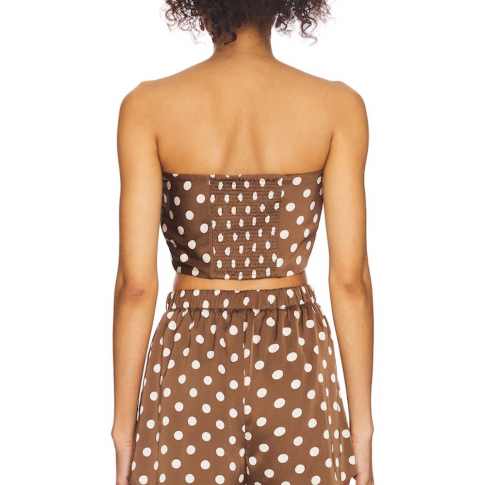 Revolve Set - Picture 2 of 2